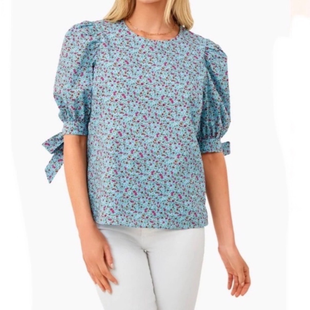 Tuckernuck Hyacinth House Fiona Top Blue Ditsy Floral Puff Sleeve Bow - Small